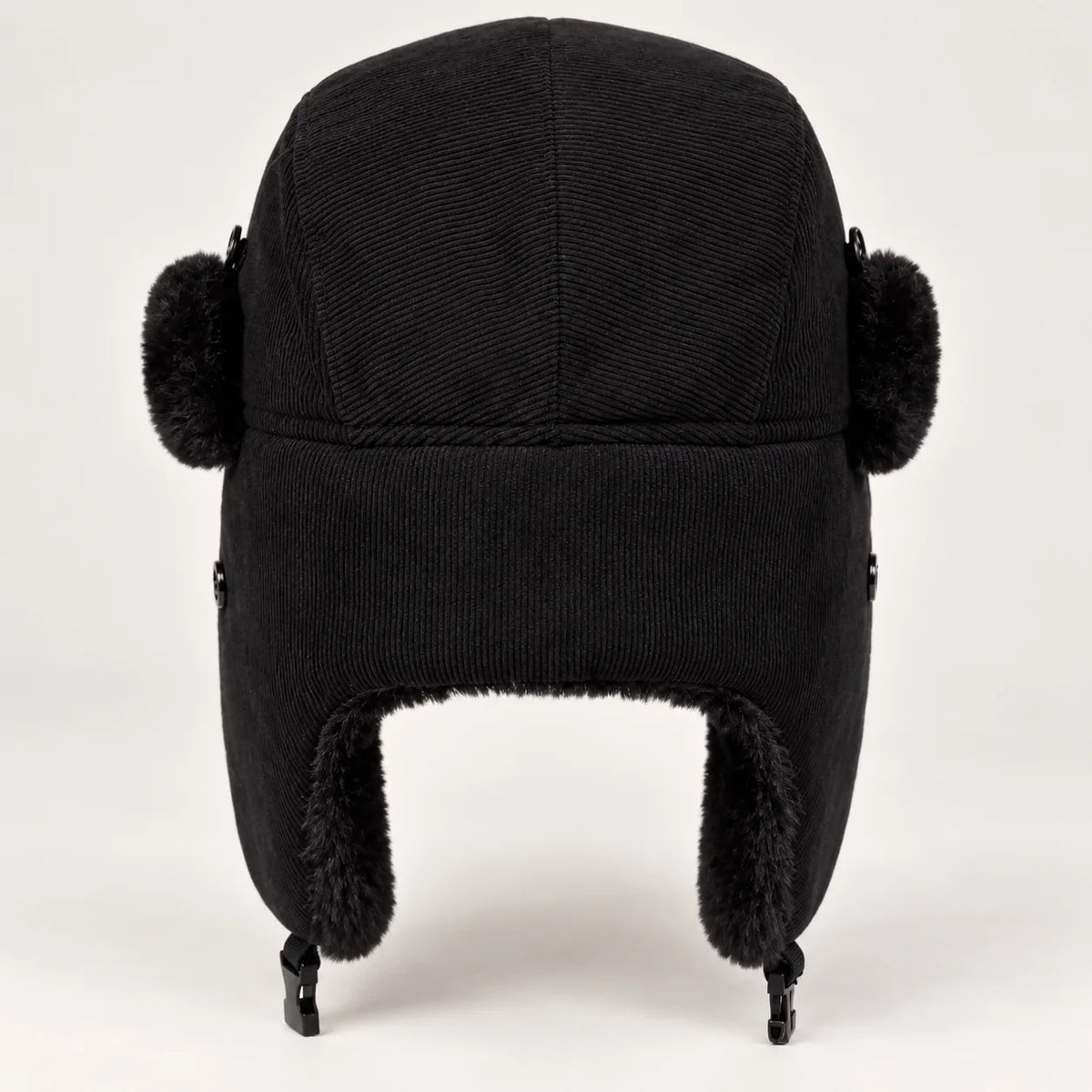 Nordvik™ – Wintermütze aus Kunstfell