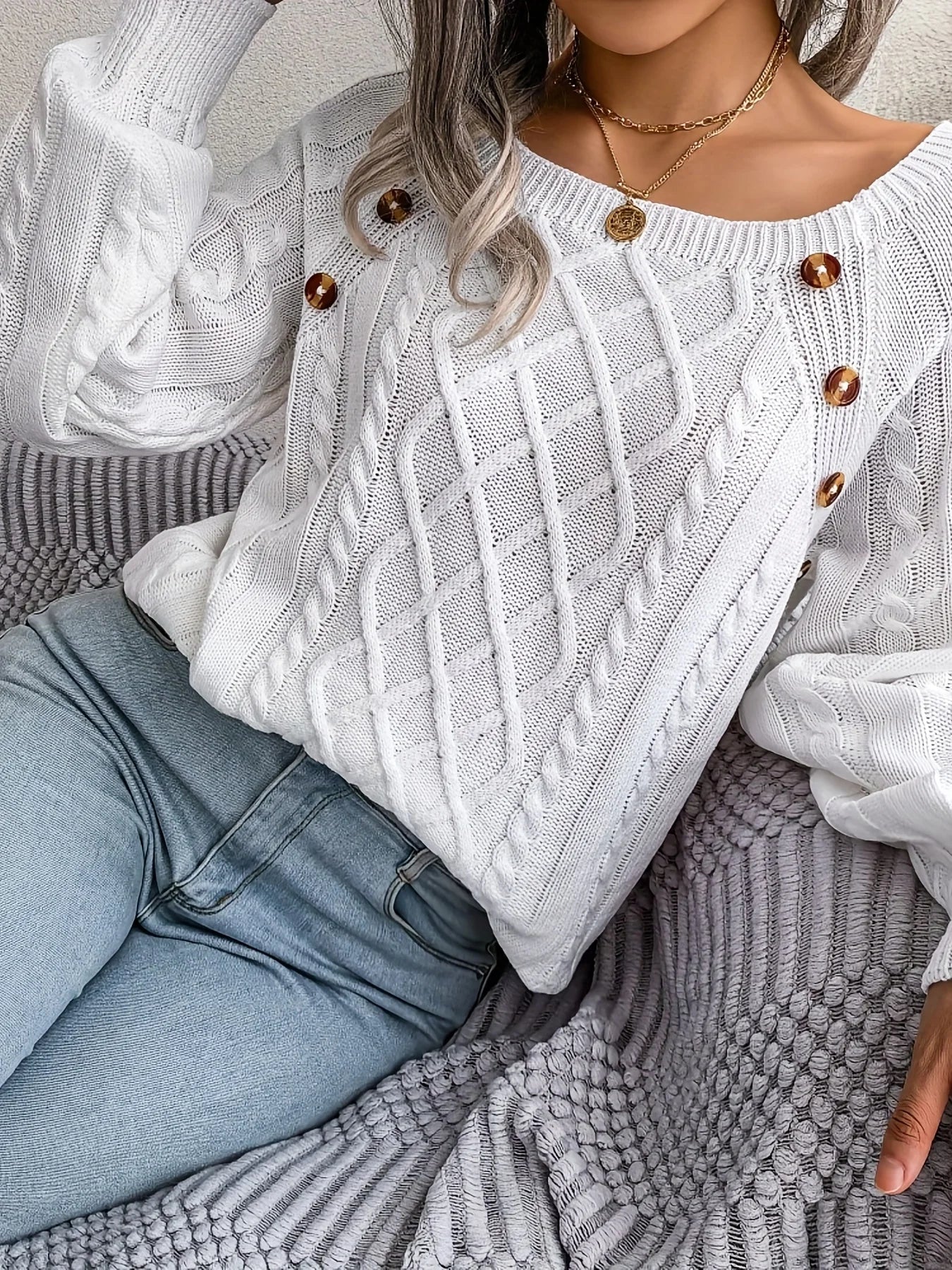 Elise Elegant Buttoned Jumper